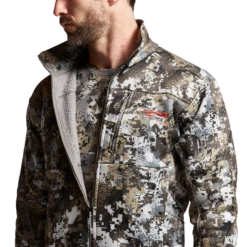 'Sitka' Men's Traverse Jacket - Whitetail : Elevated II -Outland Style Shop IMG SITKA WT 2022 600028 EV Traverse Jacket Optifade Elevated II 592p Studio 00207 1024x1024@2x